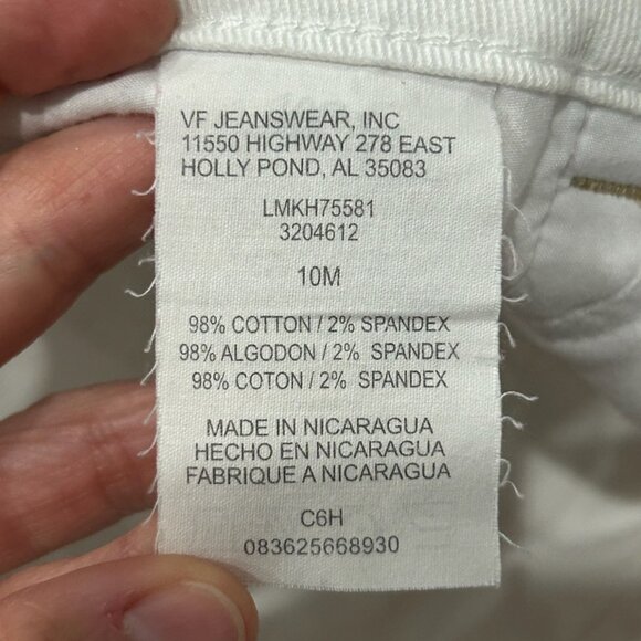 Lee Just Below The Waist Womens Button Details White Capri Pants Size 10M Classi - Picture 7 of 11